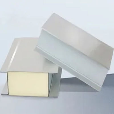 لوح EPS عالي الاستواء وخفيف الوزن ومقاوم للحريق لغرف التنقية النظيفة للمختبرات وورش العمل الغذائية والمستشفيات